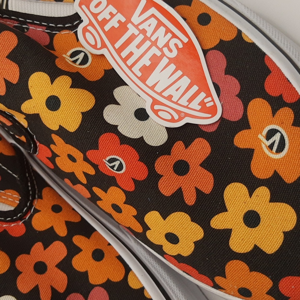 Vans Sk8-Low Slip-On Classic Canvas Skateboard Sneaker Flower Print Men 11 NWOB - Picture 7 of 11